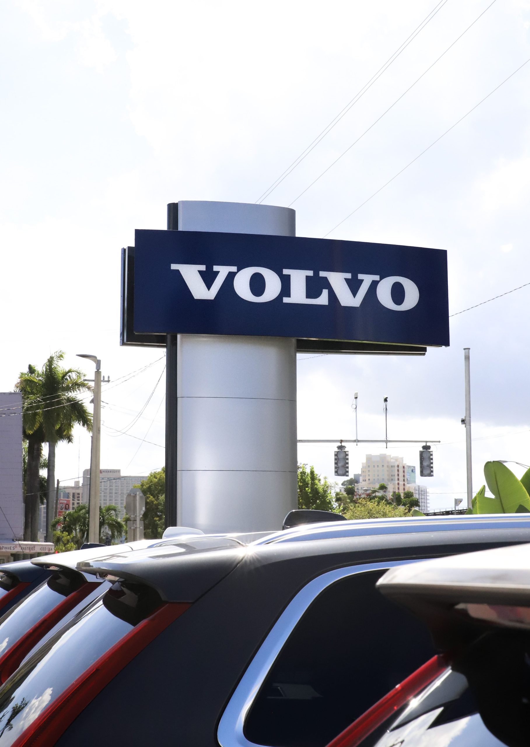 Volvo Dealership Signage done by Trademark Sign