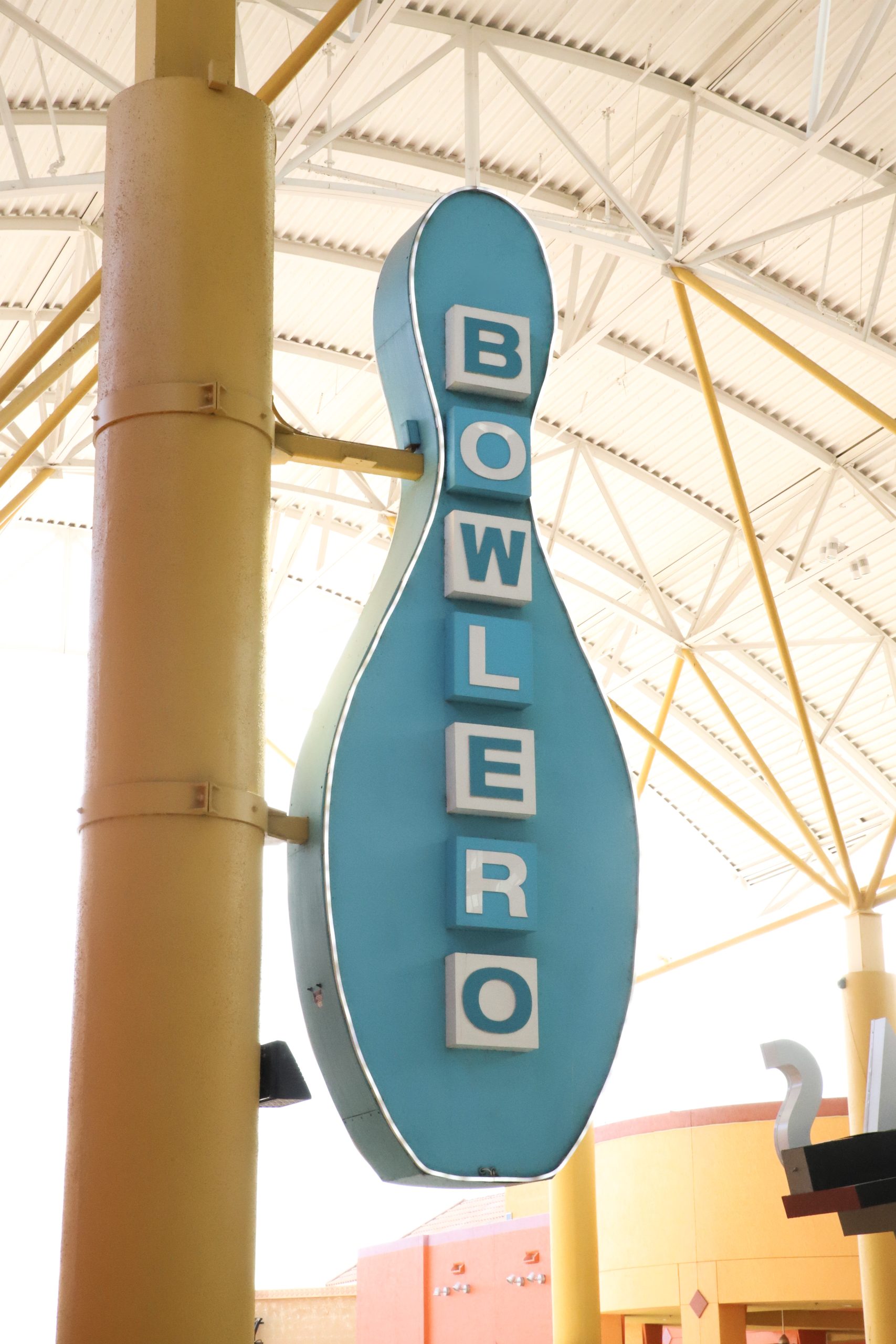 Custom Bowling Signage by Trademark Sign for Bowlero