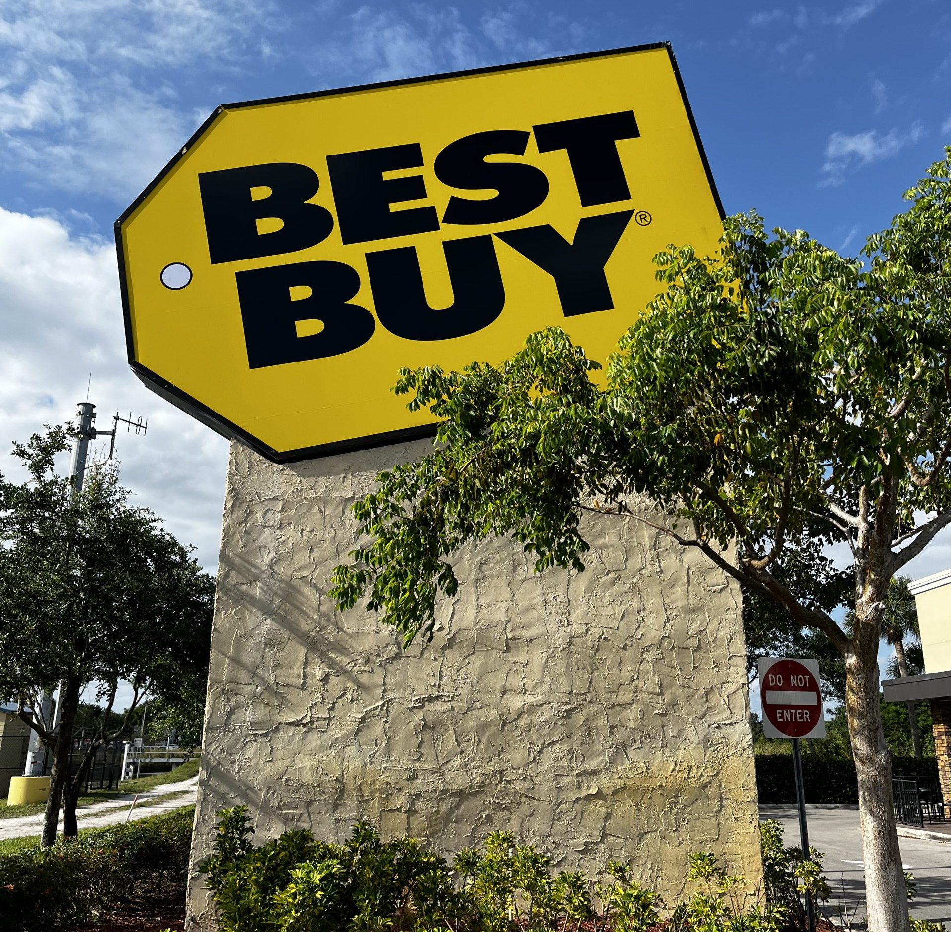 Best Buy Sign by Trademark Sign